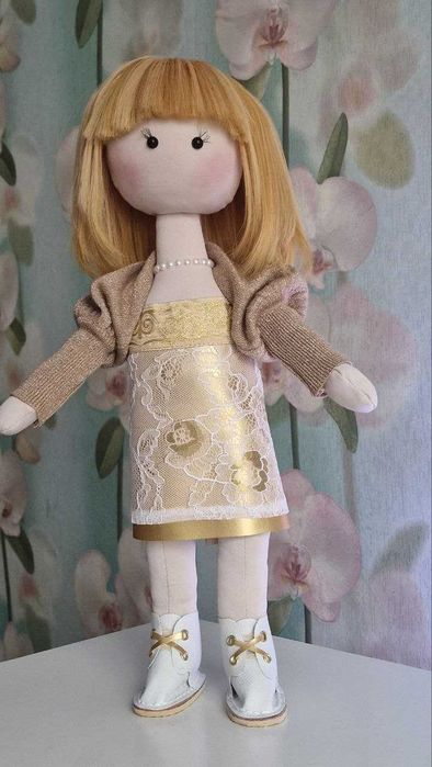 Продам текстильную куклу Snejka