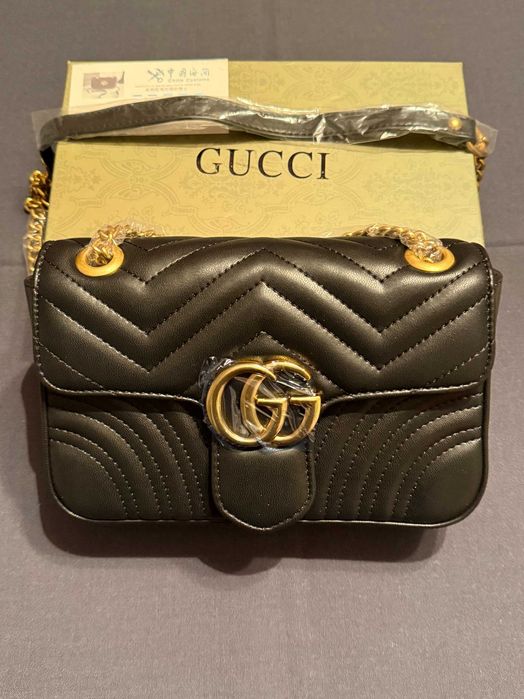 Дамски чанти Pinko Gucci Chanel