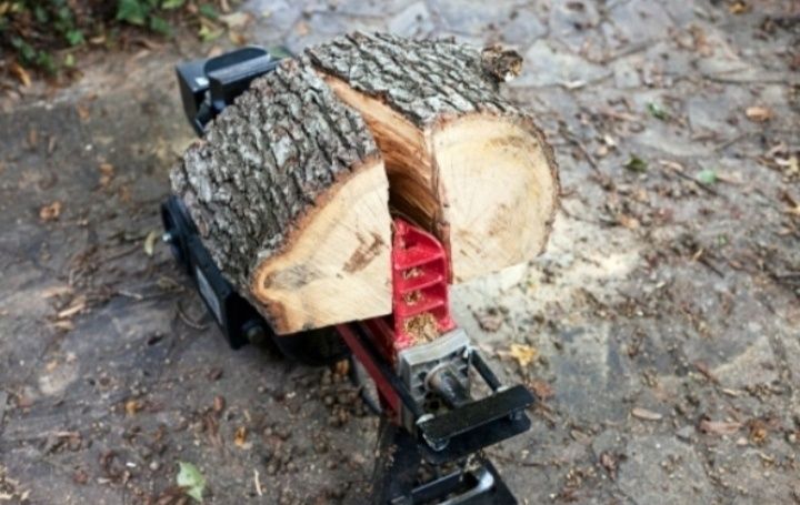 Цепачка за дърва 7 тона 520мм 2400W