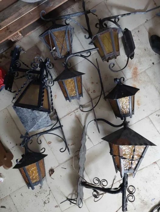 Стари , масивни лампи  Уникати  от ковано желязо . Над 50 годишни