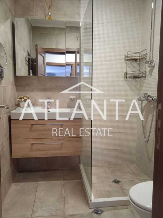 Продава се Двустаен апартамент в Варна, Бриз - 89 кв.м за 2304 €/кв.м - Снимка #9