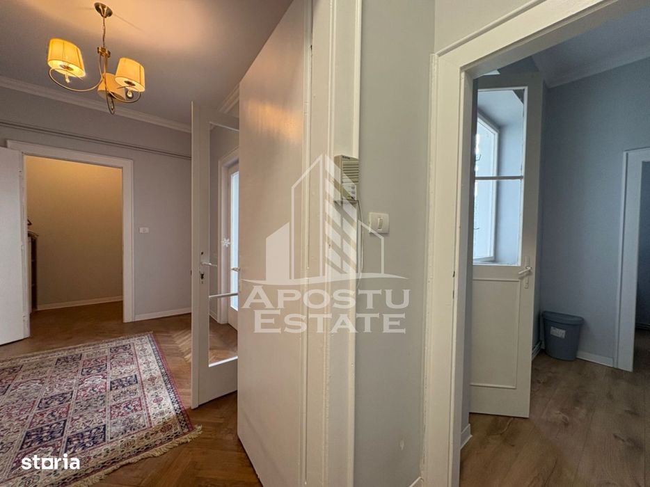 Apartament 3 camere, etaj 1,  renovat in Timisoara zona Balcescu.