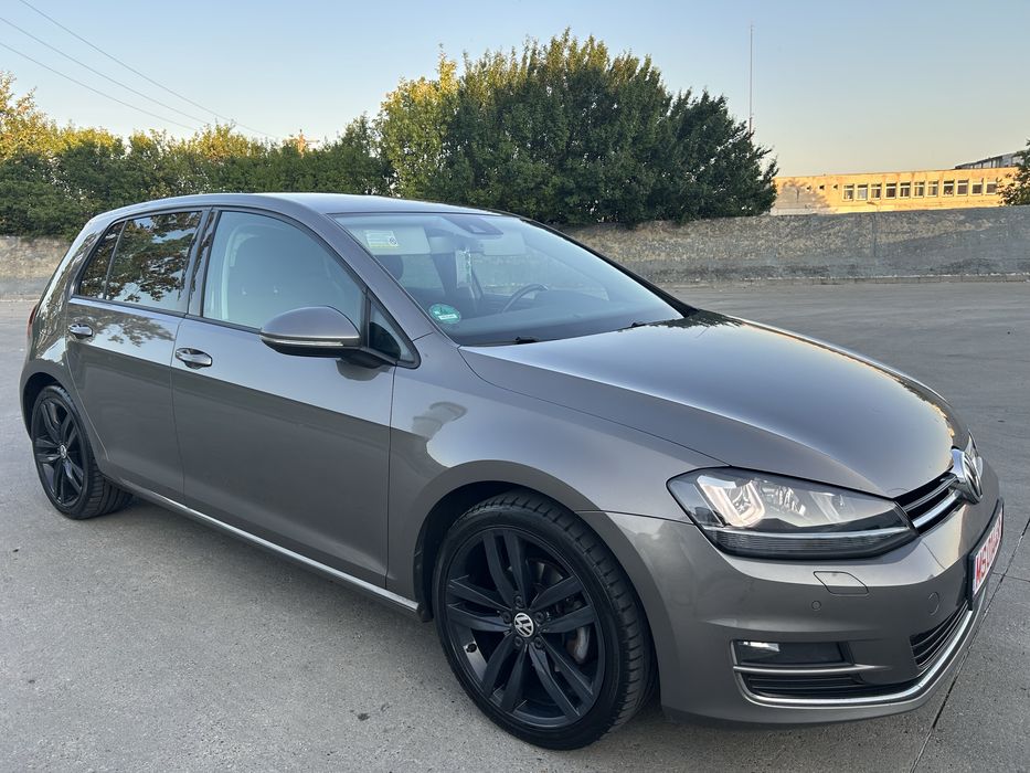 VW Golf 7 Highline, 2.0 TDI 150 CP, Xenon Adaptiv/ACC Distronic/Lane+Front Assist/Navi Mare/Jante Durban/Germania