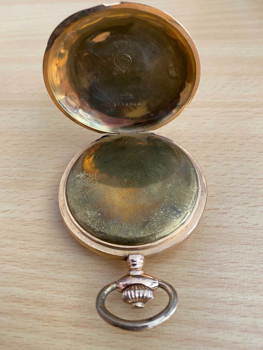 Ceas vechi de buzunar Omega carcasa Aur 14K Swiss