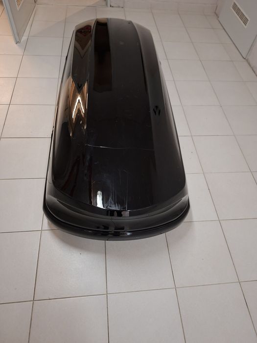 Продавам оригинален покривен багажник/автобокс BMW Roof Box 460L в комплект с алуминиеви напречни греди