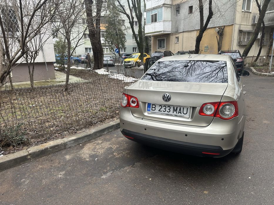 Vand volkswagen jetta 2009.