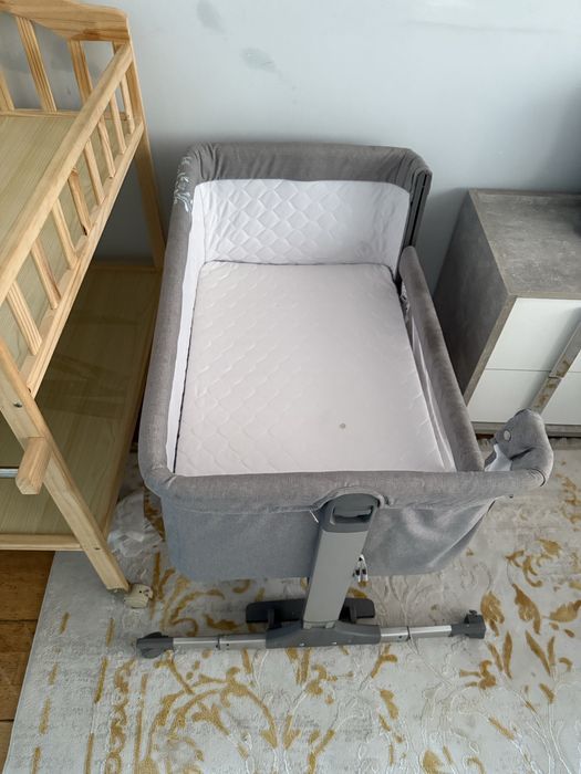 Продам манеж кровать