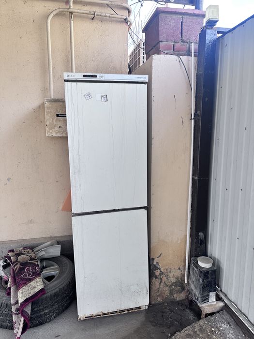 Продается холодильник