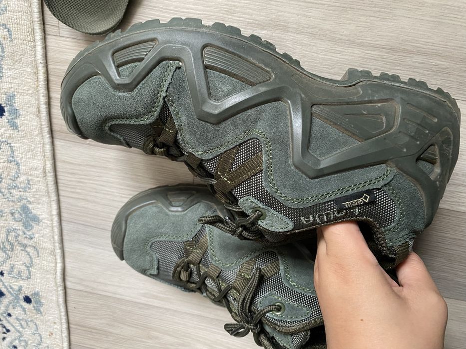 Продам кроссовки в идеальном состоянии