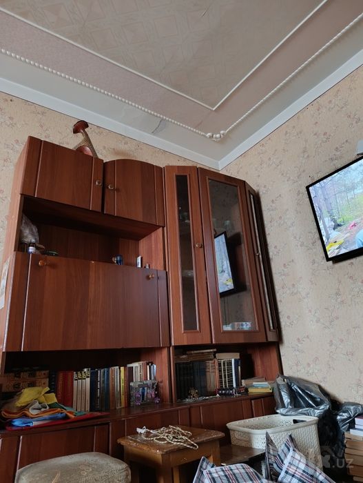 Мебель продается срочно,своя,без животных,чистая,причина переезд