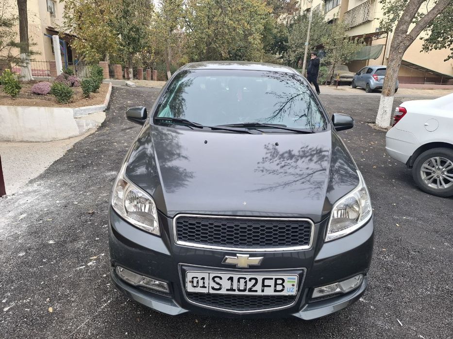 Автомобиль nexia 3