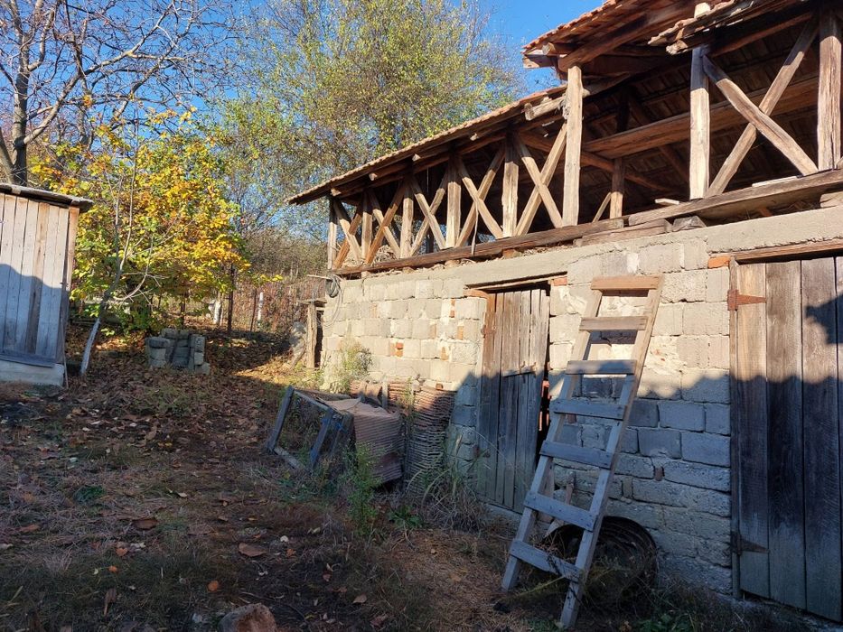 Casa de vanzare sat Calina, comuna Prundeni / Valcea