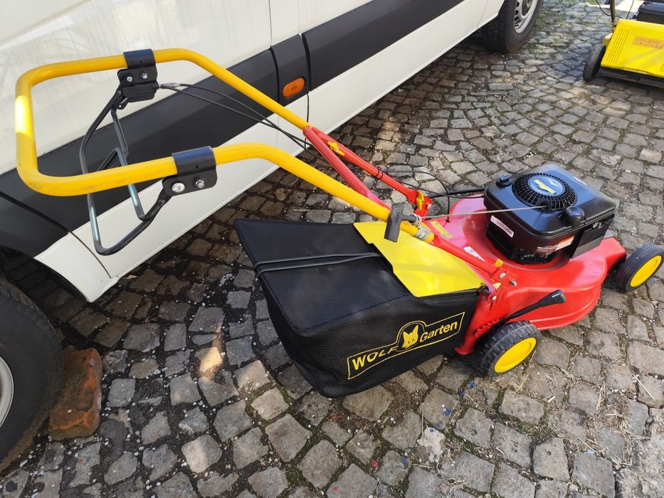 Самоходна бензинова косачка