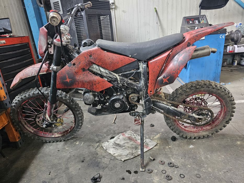 Cross 125 automat