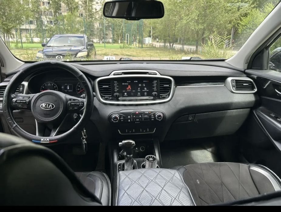 Автомобиль.Киа Соренто