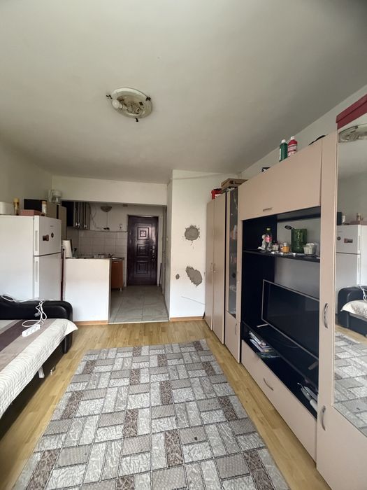 Garsoniera de inchiriat
