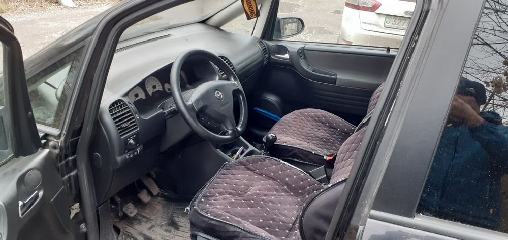 Продам Зафира А 2002г