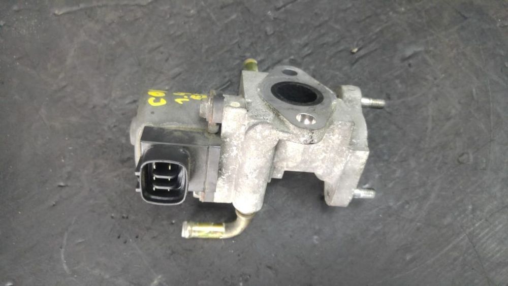 Egr 1.4 d d4d toyota corolla e12 25620-33030