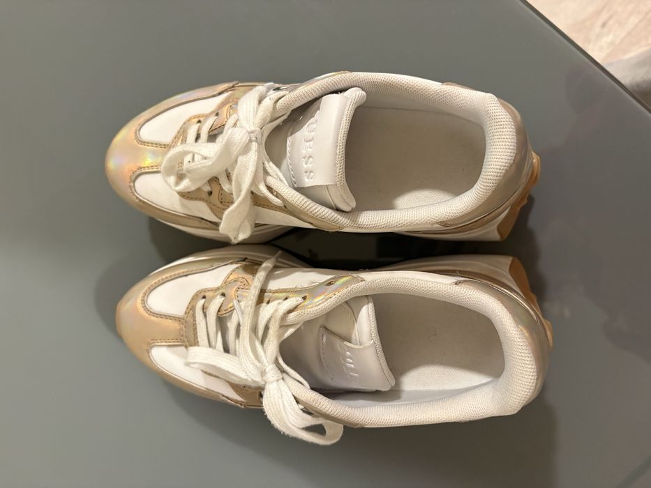 Сникърси Guess 37номер и кецове Karl Lagerfeld 35 номер