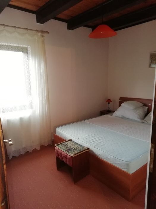 Casa la munte Stațiunea  Cheia/Prahova, pârâiaș langa teren