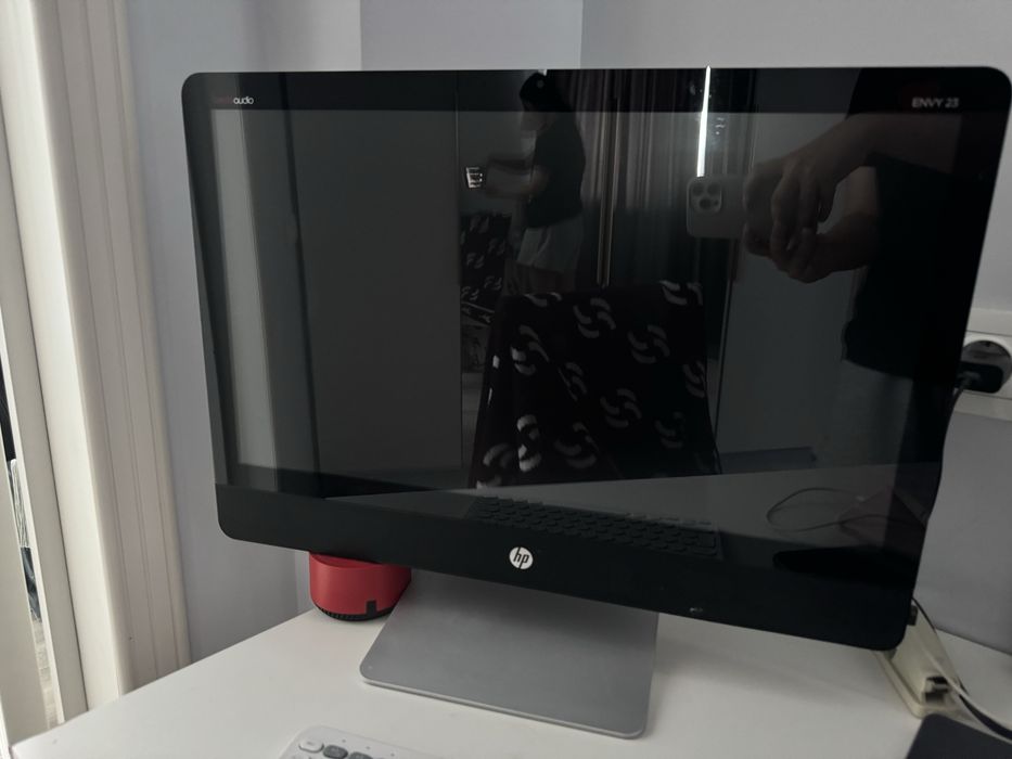 компьтер HP большой настольный