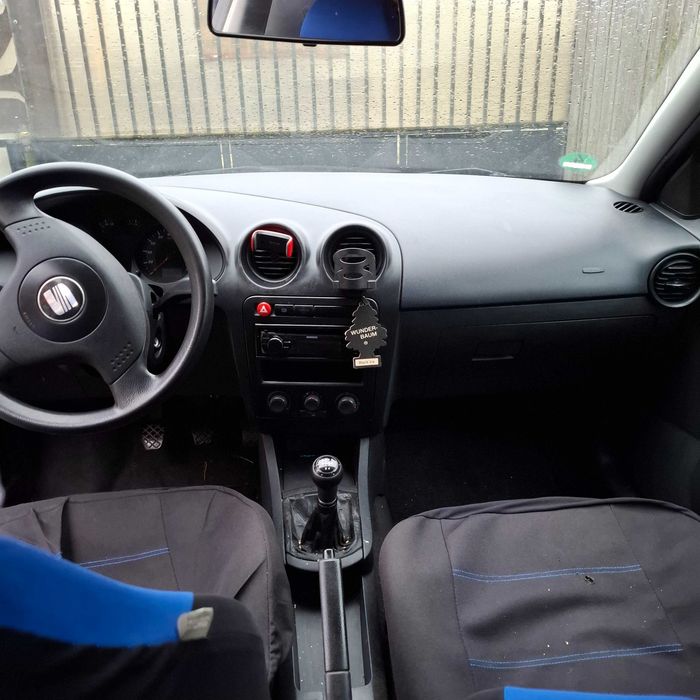 Seat ibiza 2003,motor 1.4 benzina Iași