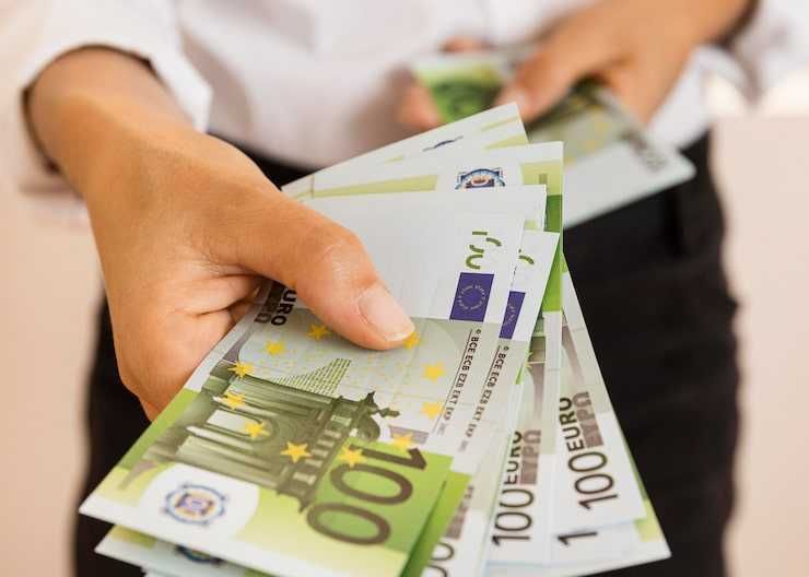 Credite și Investiții pentru Afaceri