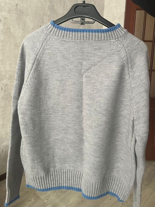 Продам джемпер женский