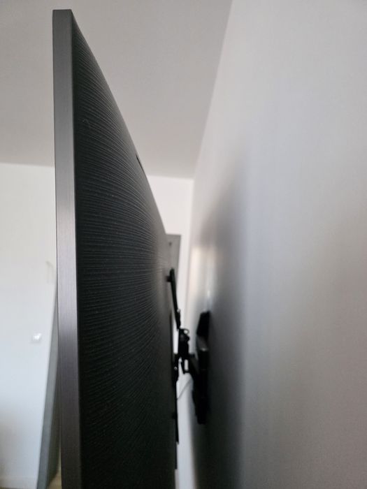 Televizor Samsung Smart TV 4K QLED HDR10+ 65Q85RA diagonala 163cm