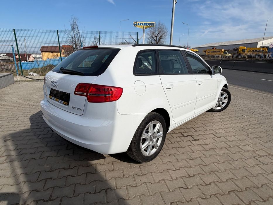 AUDI A3 Sportback 2010 — imagine 2