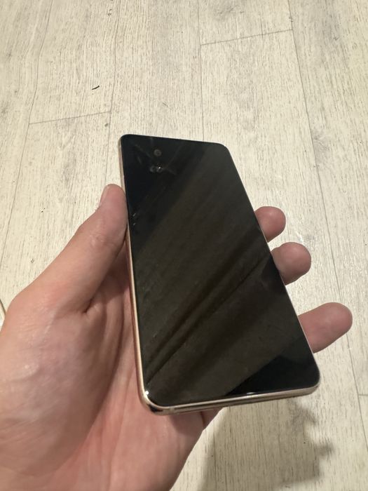 Samsung Galaxy S21 8/256 gb