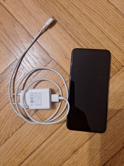 Vând telefon Huawei p smart pro