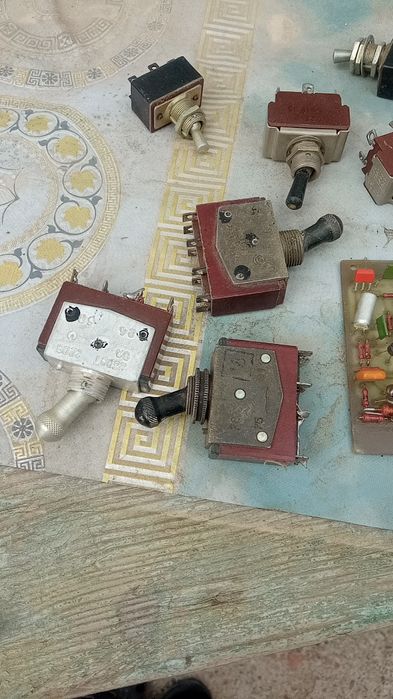 Тумблера.  .   .