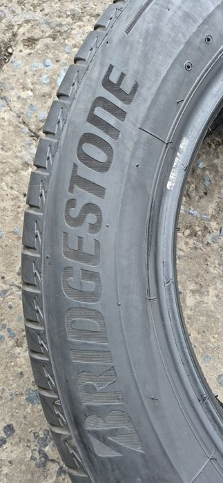 4 anvelope vara ca noi Bridgestone 225/60/18.Pretul este pe bucata.