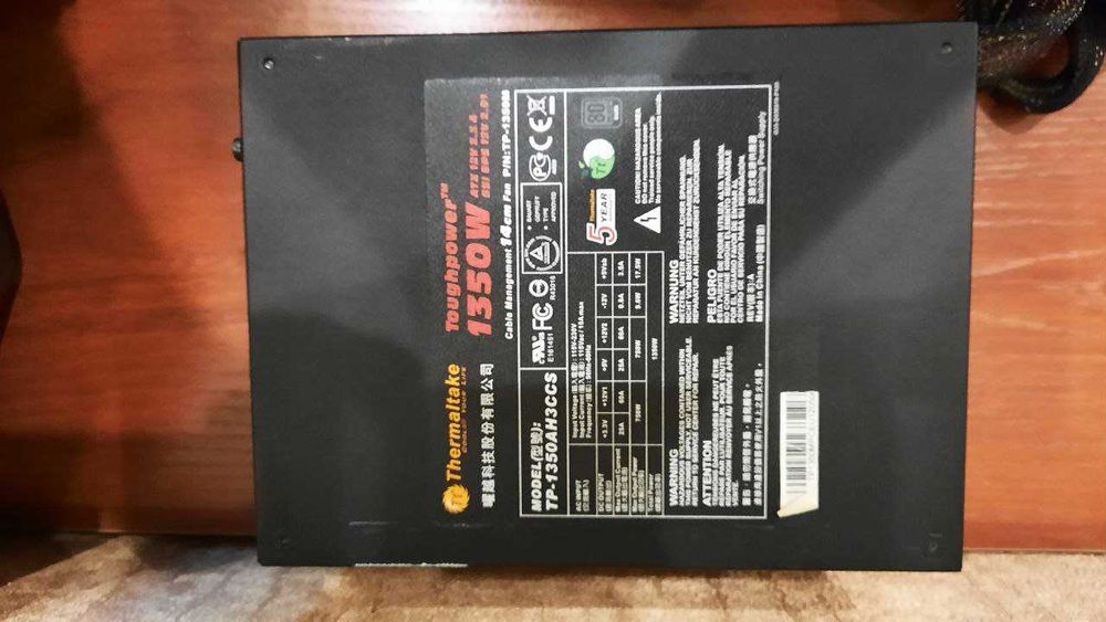 Блок питания Thermaltake Toughpower 1350W