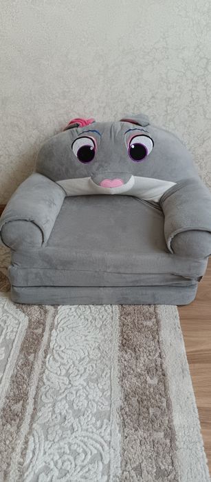 Продам детское кресло