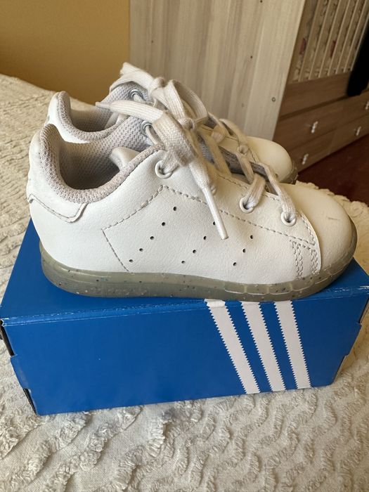 Детски маратонки Адидас Стан Смит