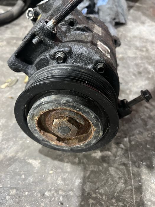 Compresor clima audi a5 2.0 tdi cod motor caha