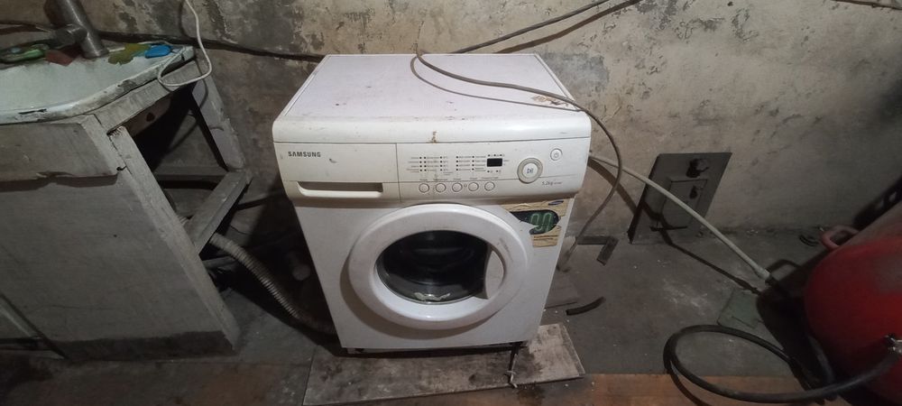 Продам стиральныю машина
