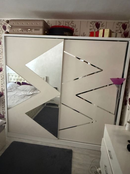 Mobilă din apartament