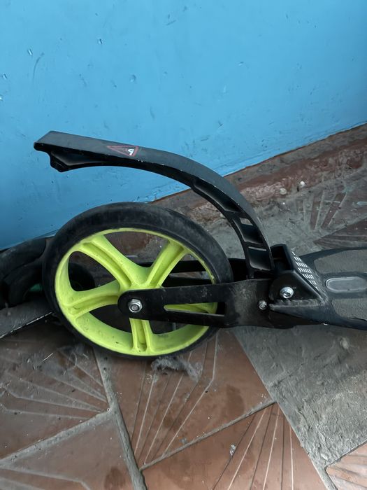 Продам самокат.  Для подростка!