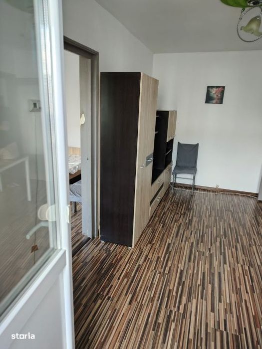 Apartament 3 camere, 65 mp, zona Republicii
