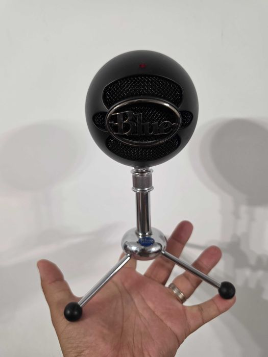 Microfon Blue The Snowball alb si negru