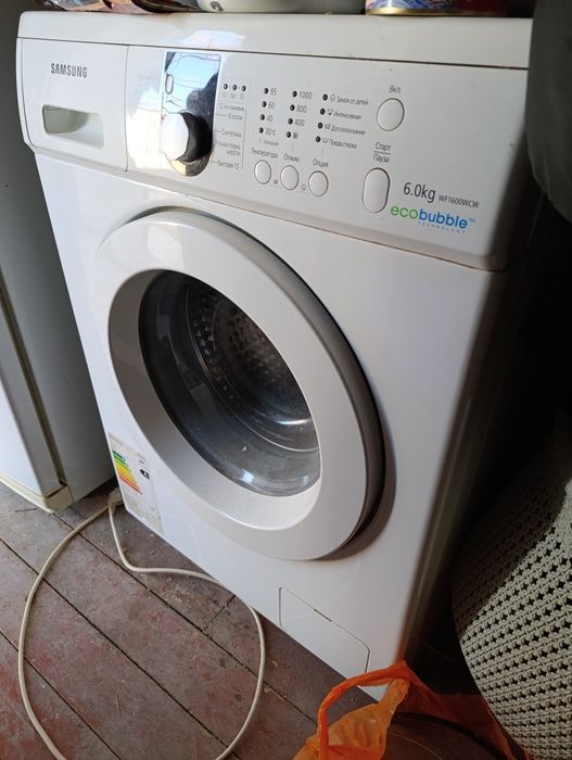 Продам стиральную машину