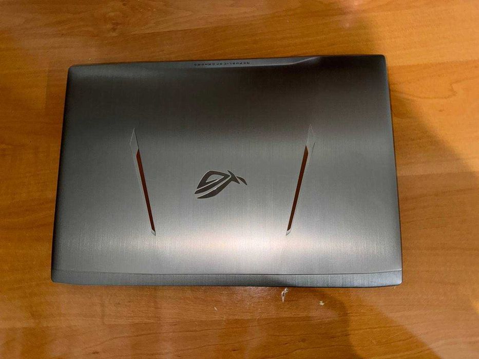 Продам игровой ноутбук Asus (Republic of Gamers)