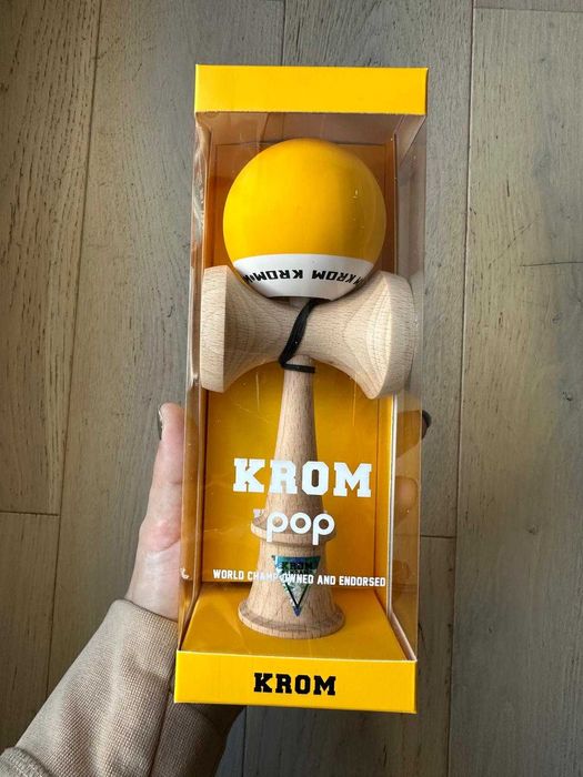 Kendama Krom POP Rubber Yellow originala
