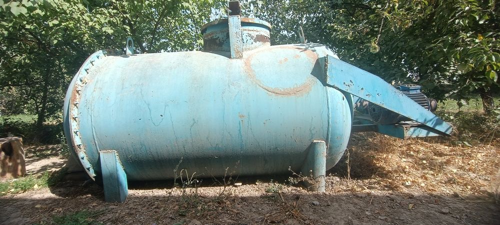 Бочка для воды 1.5 куб