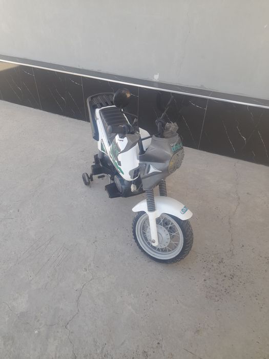 Detskiy motoskelcha maskvadan keltirilga