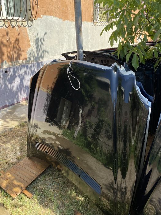 Мерседес 211 капот