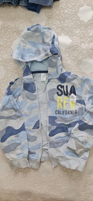 Продам детские вещи